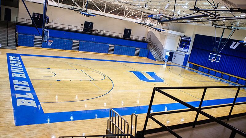 eddiecolbert_'s tweet photo. Honored to receive to a scholarship from The University of Urbana 🙏🏾 #goblueknights https://t.co/mBXuCqiXBO