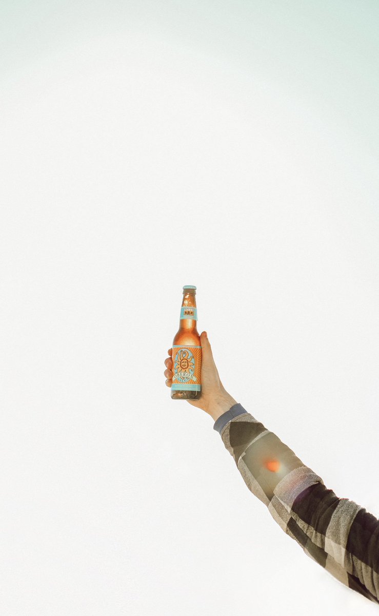 brewsperience's tweet photo. Happy @BellsBrewery Oberon Day!

#OberonDay #Oberon #ReachForTheSun https://t.co/qYpgyO1JvP