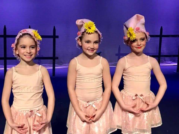 FHS_wizard2019's tweet photo. The show is over, but I still wanted to highlight these little beauties! Meet our Lullaby League! Lydia, Capri, and Avelyn. They did a fantastic job ever night! https://t.co/TS7jgdApLI
