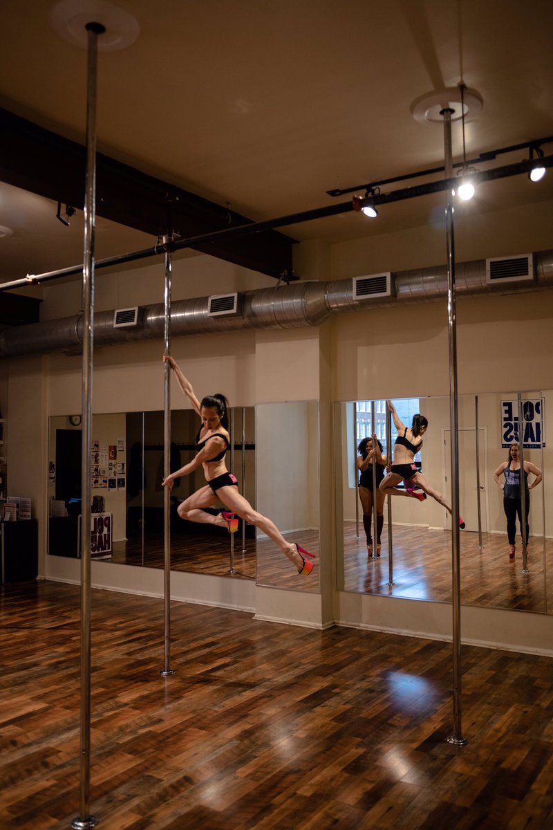 cruicej's tweet photo. Sharing some photos from my @phillycurrent shoot with the instructors at @polehaus, a 2019 #PCPick. The core strength to perform their moves is unbelievable https://t.co/hDBPl5QIVy
