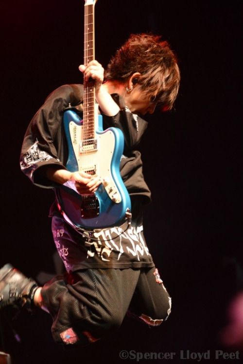 angelalovesbvb4's tweet photo. #KAZ pics of the day #Dailylove #Talented #guitarist @djsakura666 @tiny_synth ❤️😘😎 #getwellsoonkaz
❤️🖤❤️🖤❤️🖤❤️🖤❤️🖤❤️🖤💋💋💋💋💋💋💋💋 https://t.co/gurfvnJmwy