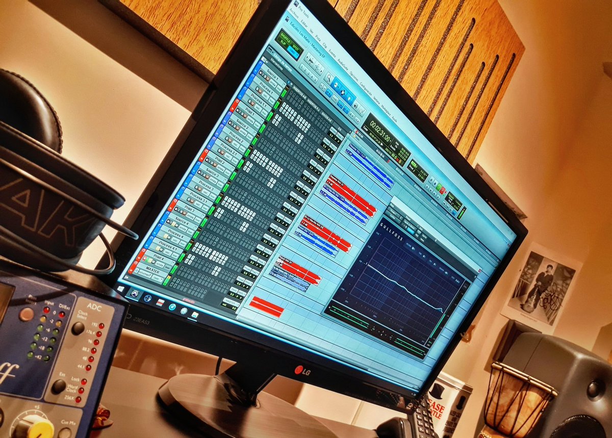 430estudio's tweet photo. Sale mastering ✔👊#430estudio
.
.
.
#audiophile #audioengeneer #mastering #recordingstudio #production #producerlife #studiolife #musicproducer #plugins #protools #gullfoss #genelec #focusrite #akg #noelgallagher #laslomitas https://t.co/CXksMvxqic