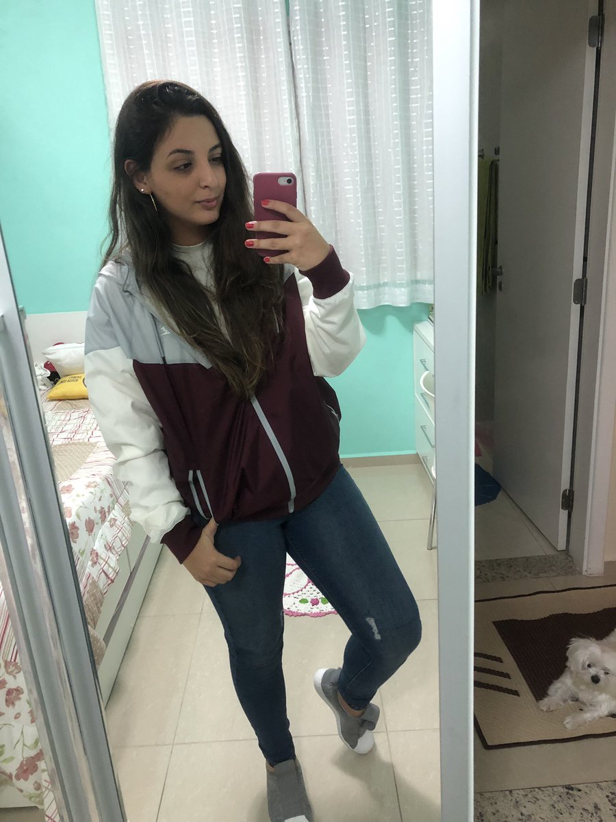 resiliencedd11's tweet photo. oi bebes, minha autoestima ta boa hoje e vim pedir biscoito p melhorar ainda mais 🤪 https://t.co/i7LUqJZPz1