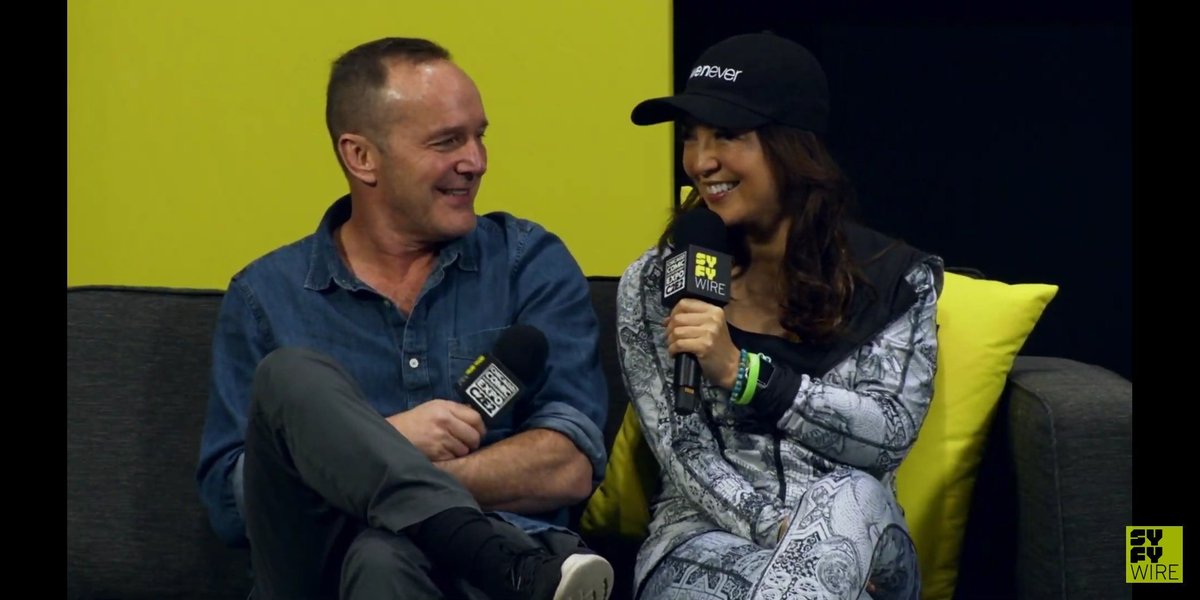 PortalMingNaBR's tweet photo. 📷 | Claring atualizado com sucesso✅❤ #MingNaWen #ClarkGreeg #Claring #C2E2 #AgentsofSHIELD #Philinda https://t.co/Sc50sQMw3p
