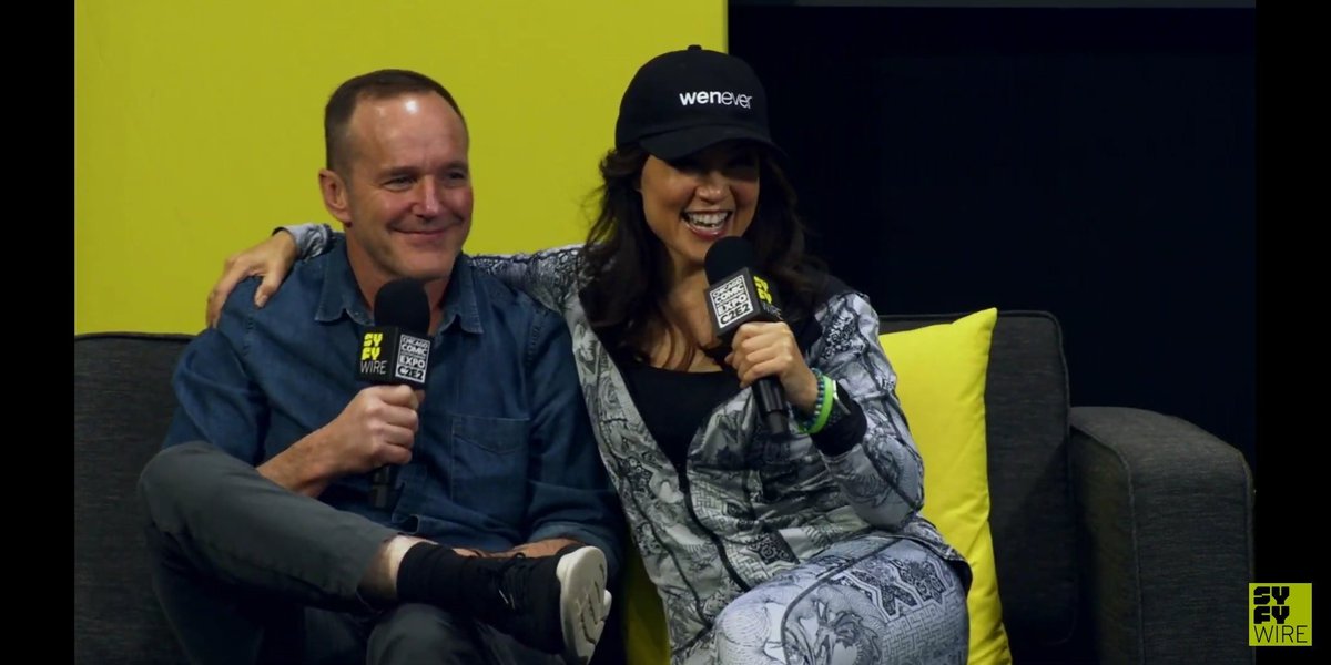 PortalMingNaBR's tweet photo. 📷 | Claring atualizado com sucesso✅❤ #MingNaWen #ClarkGreeg #Claring #C2E2 #AgentsofSHIELD #Philinda https://t.co/Sc50sQMw3p