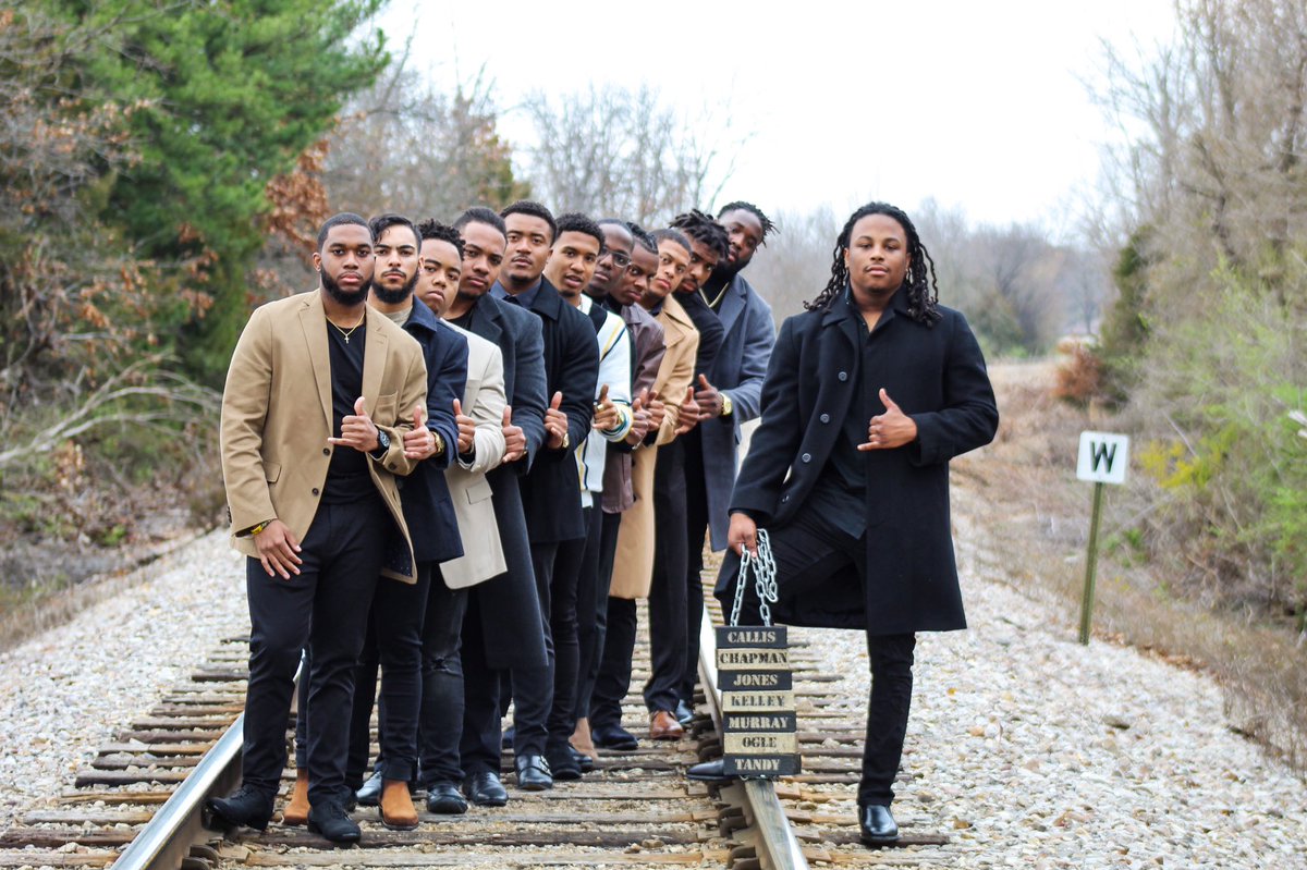 KK_Alphas's tweet photo. Congratulations to the Spring 19 initiates of Alpha Phi Alpha Fraternity, Inc. by way of the Kappa Kappa chapter. Welcome to the fold and continue to hold high the name!
A PHII ❄️🤙🏽 https://t.co/ShdqO4mUMu