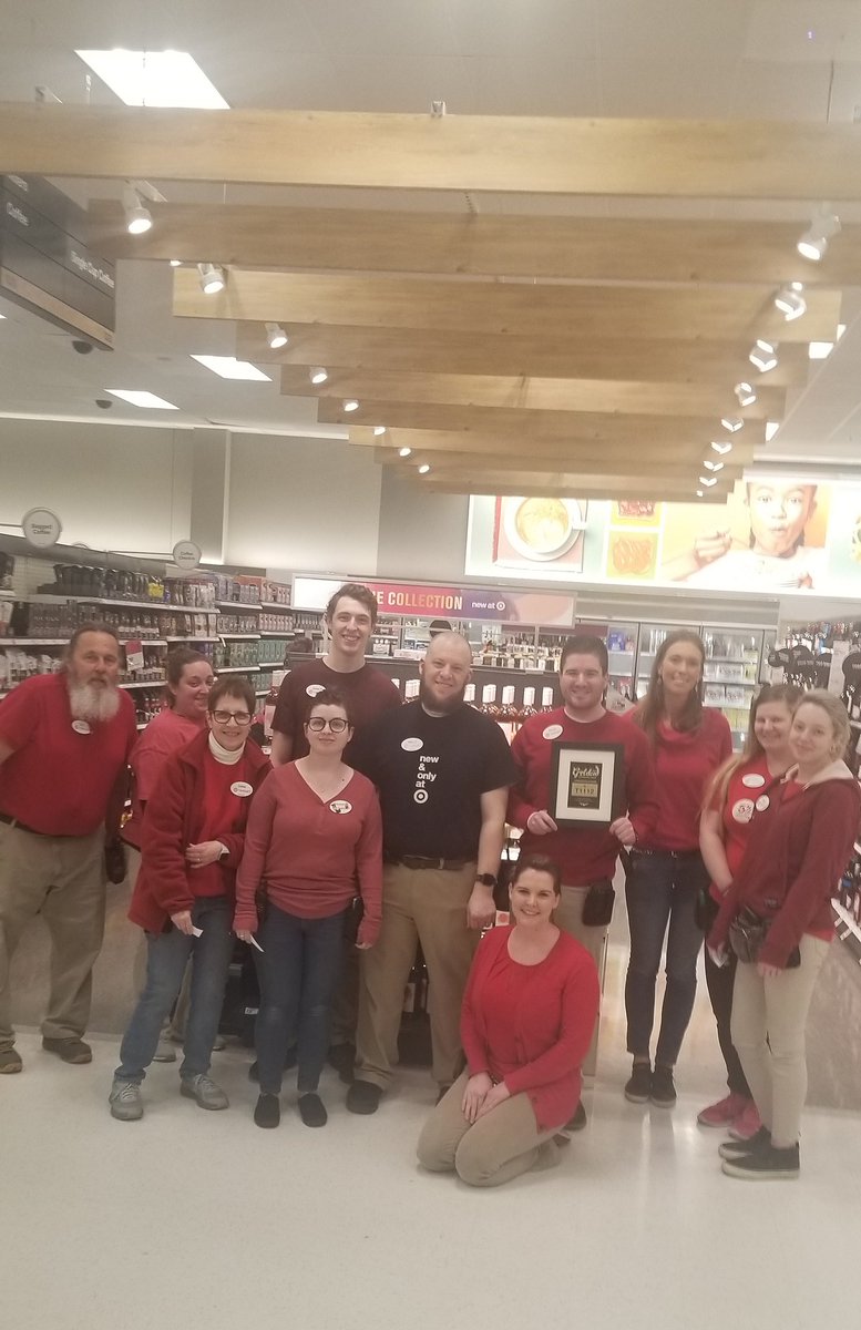 Thank you to the fabulous 1112 team for our 2018 Golden Contribution award. Couldn't have done it without each of you. Such a proud boss! #WickedWilloughby <a href="/Jasmin3Allen/">Jasmine Allen</a> <a href="/Steven_Gruska/">Steven Gruska</a>