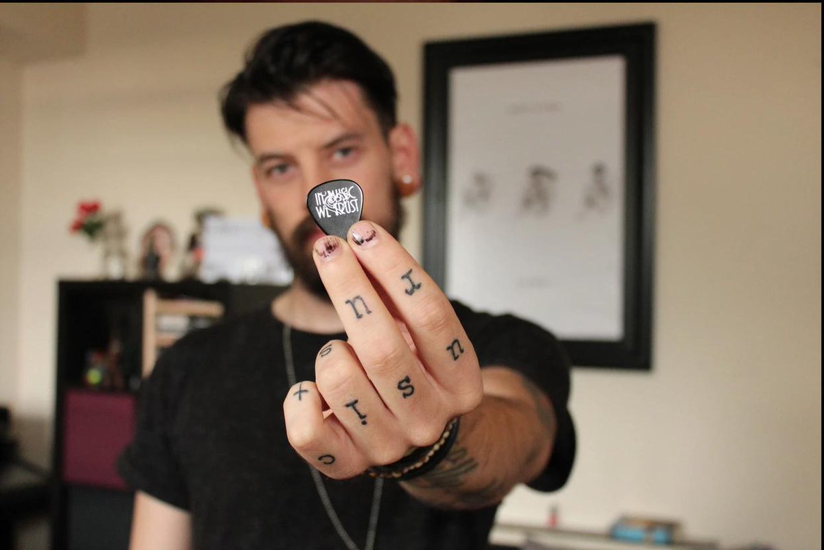 sunderlandopin1's tweet photo. #SOSUpdate: @AidenHatfield - founder of clothing brand 'In Music We Trust' is a keen supporter of the #mentalhealth movement and will feature in an article on https://t.co/GjGYHpMLoa in April βΊοΈ #MondayMotivation
Photo credit: https://t.co/mC90DD60k7 / @AidenHatfield https://t.co/Ln9HP3Ut03