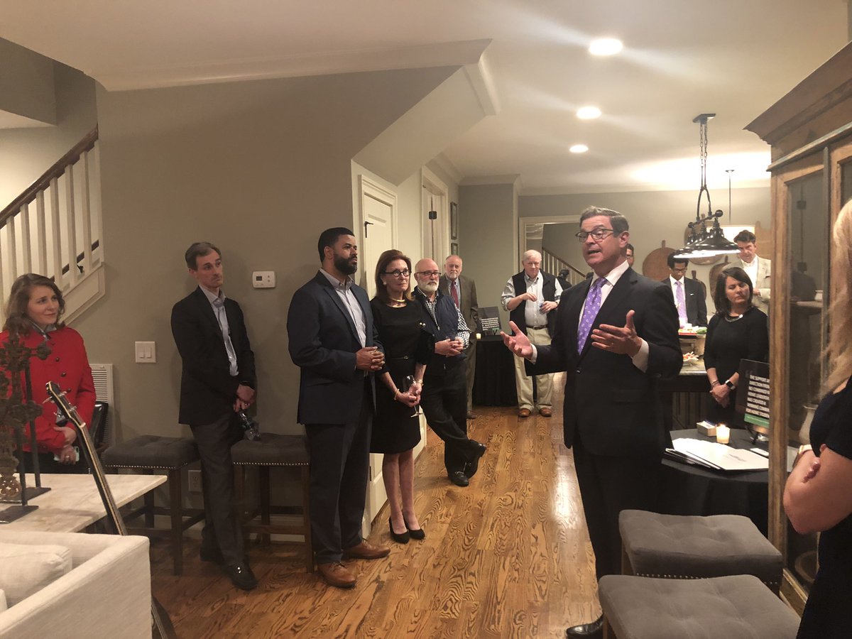 ReThinkForward's tweet photo. @TLee61 continuing the discussion on #SchoolChoice and #Nashville education with our partners @Trevecca and @NobleEduInit. https://t.co/CLdj3955US