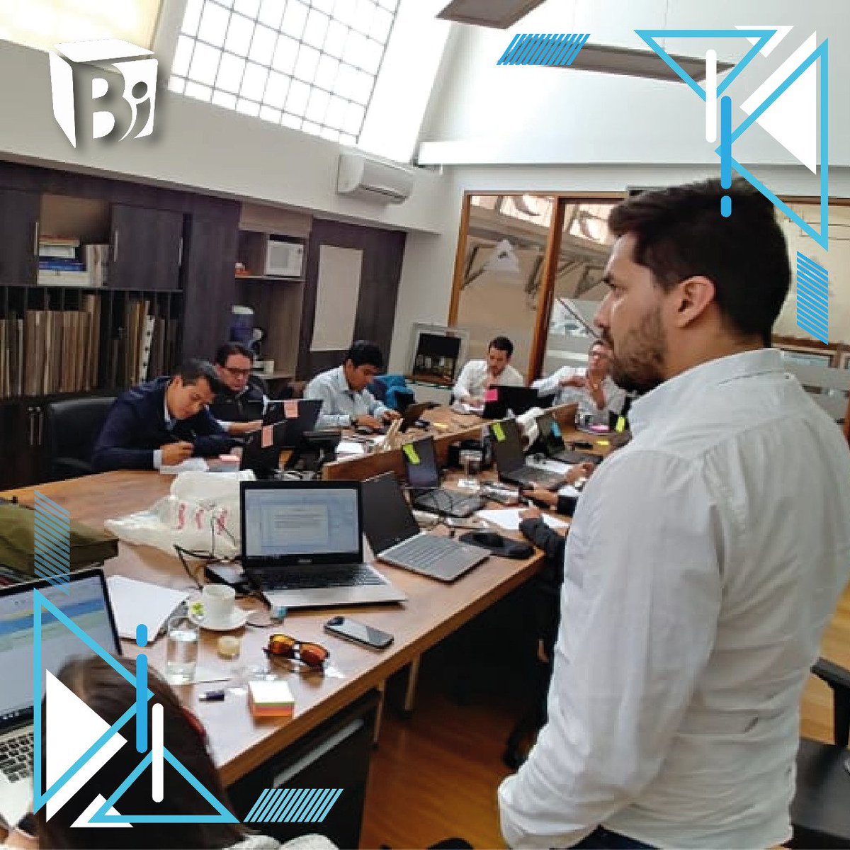 BiSolutionsSA's tweet photo. Taller de Big Data & Analytics
¿Cómo llevar a una organización a ser Data-Driven? identificando problemas para solucionar con información
#BiSolutionsSA #BigData #BusinessIntelligence #Analycs https://t.co/lwbcwf1hSu