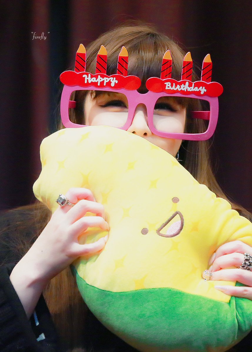 Firefly0324's tweet photo. 190324🧚🏻‍♀️

#박봄 
#bom 
#PARKBOM https://t.co/Fpkme2YQBt