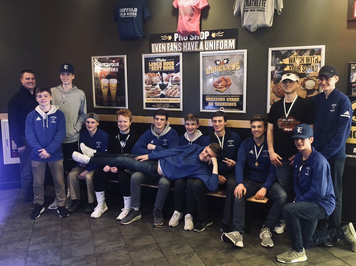 nhsportspage's tweet photo. The Division IV Champs @EppingBasketba1 at @BWWings @HunterBullock16 @seen_hill_27 @peytonrivers15 @adamlepage52 @owensplash31 @Noah_Bilodeau3 @mikeypicard3 @TrevorMontes @kev_oconnell4 @milbury08 https://t.co/hpL9HmaOpk