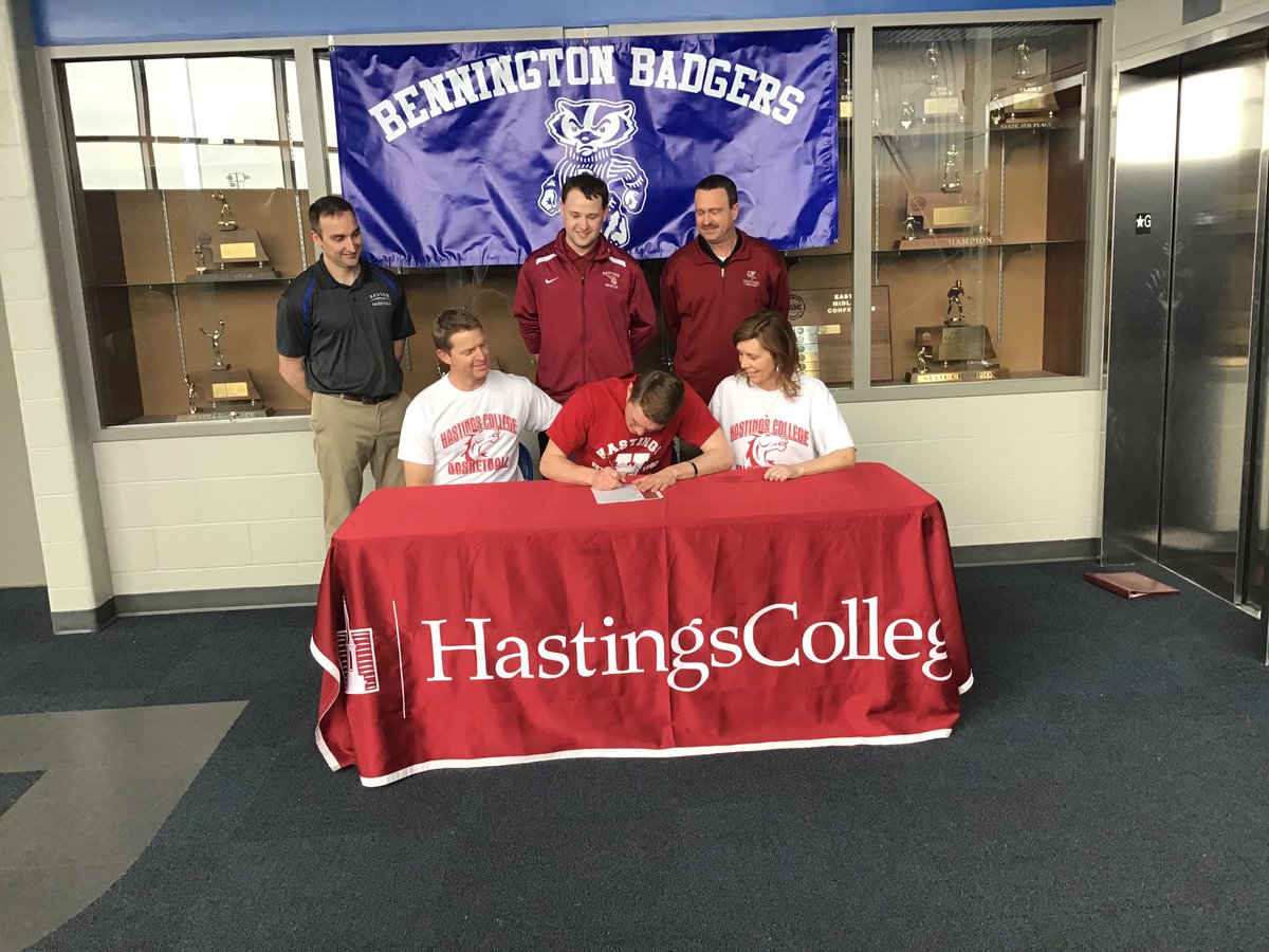 BHSbadgersbball's tweet photo. Congrats ⁦@KarsonGansebom⁩ for signing to play ball at Hastings college next year! #hardworkpaysoff https://t.co/jgUlOnhiyH