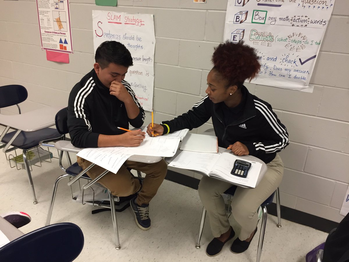 joshua_johnpaul's tweet photo. Collaborative learning between Non-native speakers and native speakers of English ! #MathIsUniversal #sthelenawinning # https://t.co/uiITcikoUI