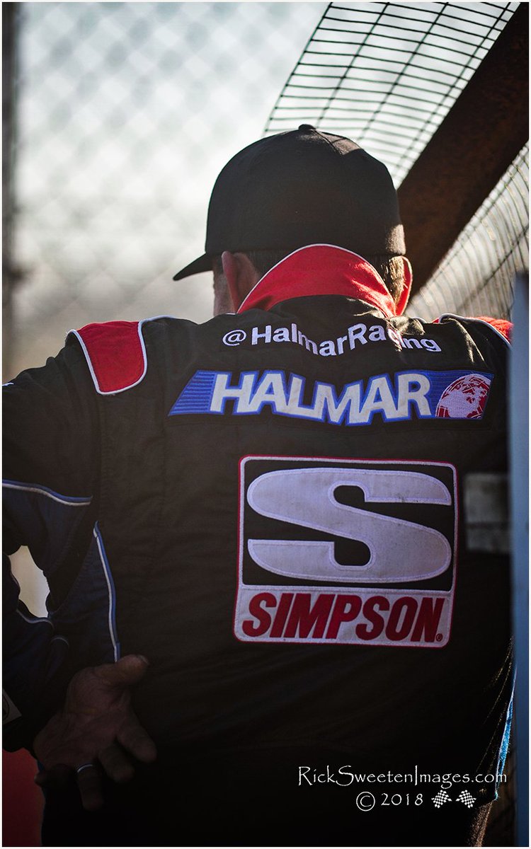RSweetenImages's tweet photo. Getting pumped for Saturday's 2019 season opener @bridgeportspeed with a few pics from last year's #DougHoffman Memorial #60OVER #dirtmodifieds #BeThere https://t.co/3aVTIoxPf3