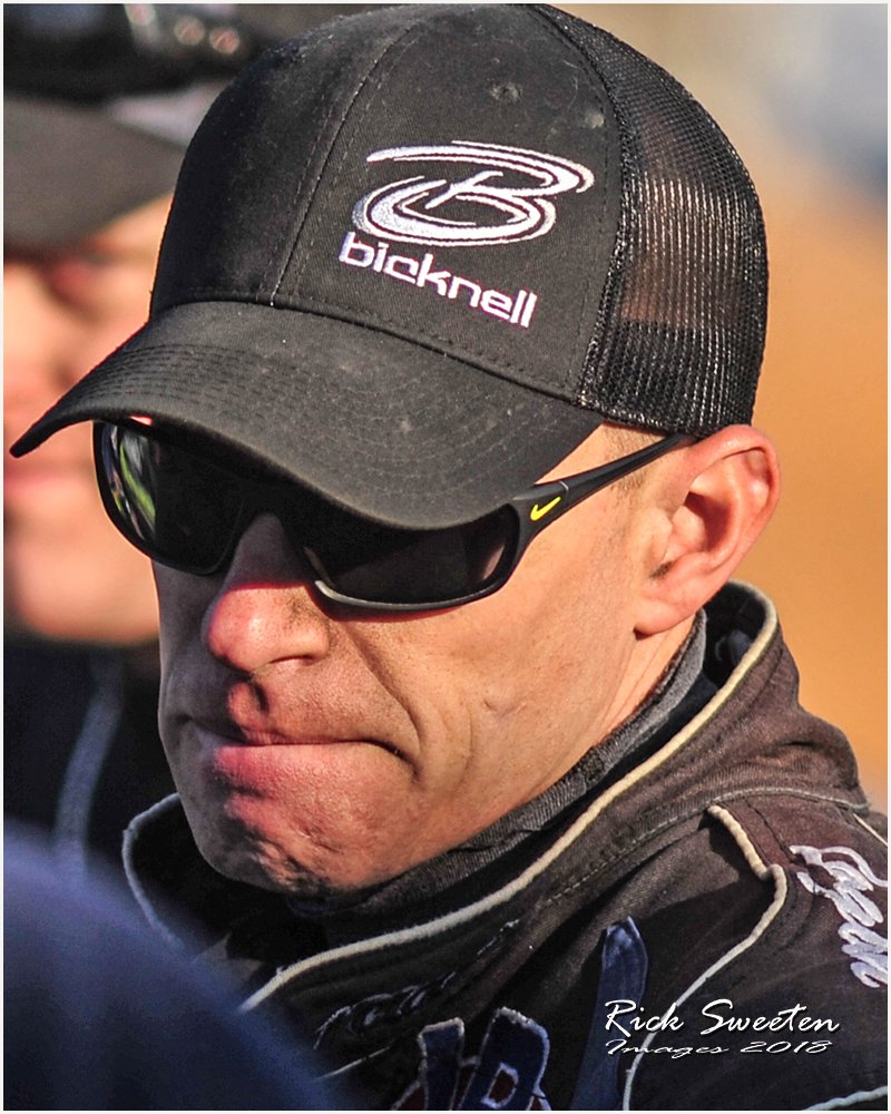 RSweetenImages's tweet photo. Getting pumped for Saturday's 2019 season opener @bridgeportspeed with a few pics from last year's #DougHoffman Memorial #60OVER #dirtmodifieds #BeThere https://t.co/3aVTIoxPf3