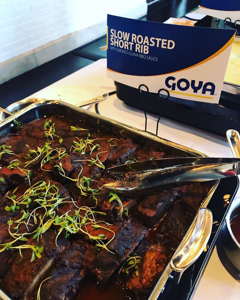 GoyaFoods's tweet photo. #Goyachef Fernando Desa prepared a feast of Latin dishes using fresh ingredients & Goya products at todayโs luncheon at the @CIACulinary #goya #goyafoods #latincooking #culinary https://t.co/WctVSmIcUK