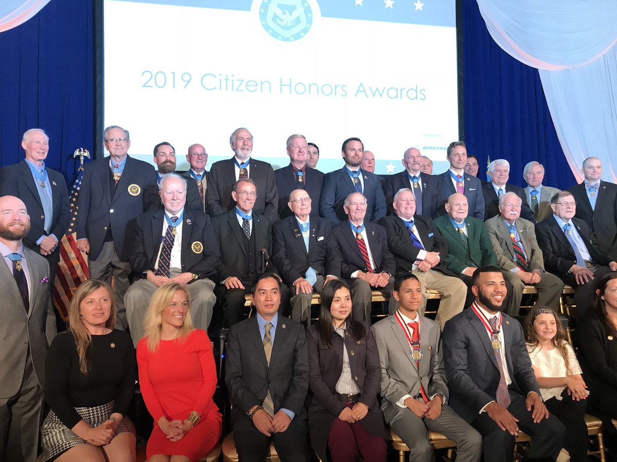 tymcartermoh's tweet photo. On this #MedalOfHonorDay we are honoring others. Congratulations to the Citizens Honor Award Recipients and thank you. https://t.co/xt7INyt3wn