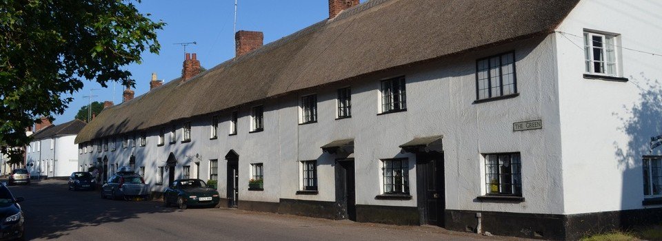 JackettsDevon's tweet photo. Thinking of a #Devonholiday? Otterton is a gorgeous village, within an AONB: https://t.co/4F1h00QbeK https://t.co/sfGyAWkBqP