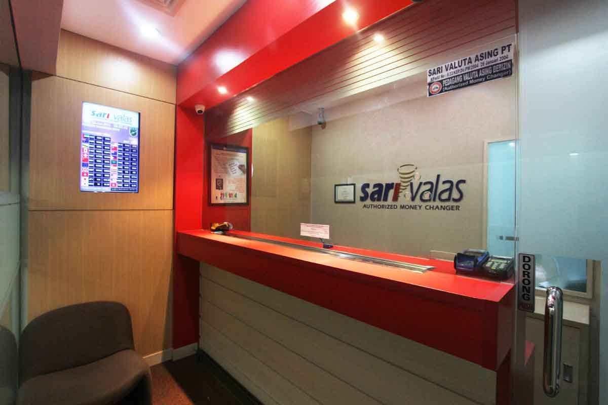 get4x's tweet photo. Looking for a good place to exchange currencies in Jakarta? We've got you covered wiith this list of the top money changers in the city! https://t.co/9TOvrM5BMA https://t.co/JeTHcmxmuE