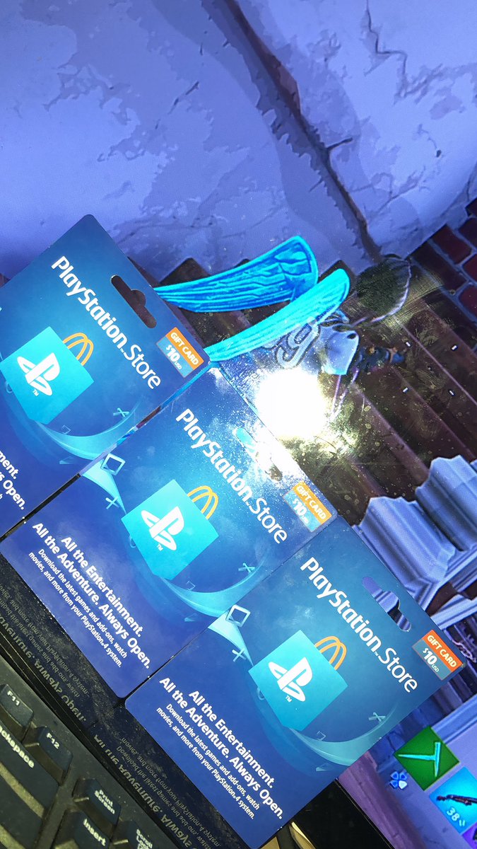 ihysevven's tweet image. Retweet this and comment done to enter giveaway anybody can enter