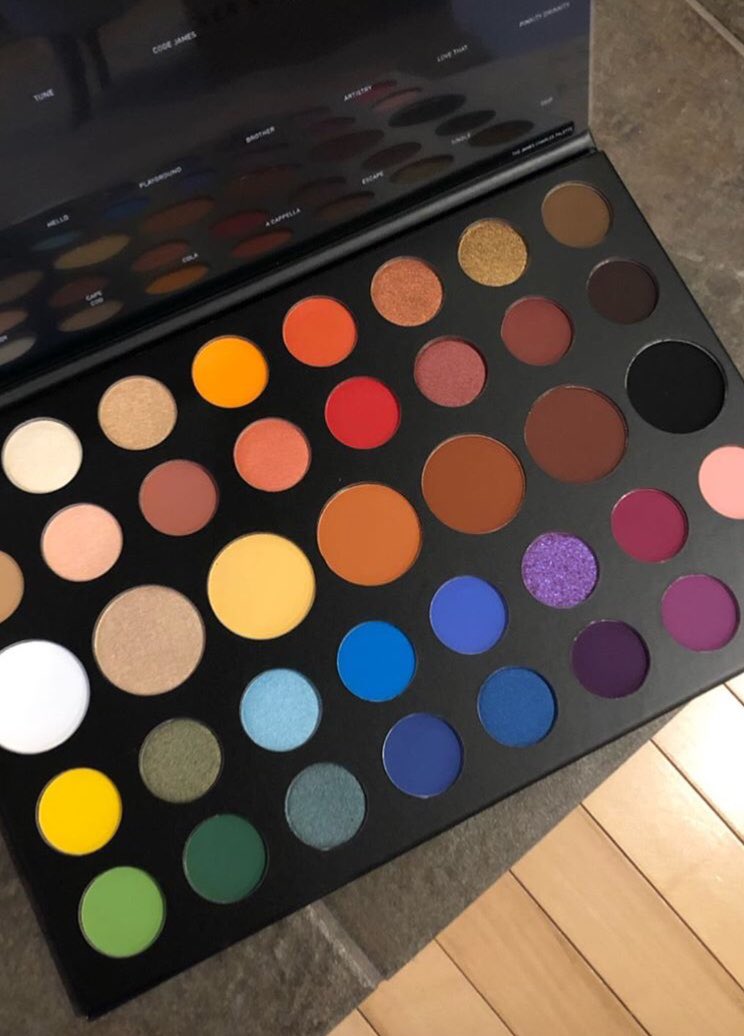 senstudios's tweet photo. @jamescharles @MorpheBrushes we can’t wait to play with this at our studio! All our artists will be fighting over it! ❤️ https://t.co/ubQsMiGVjP
