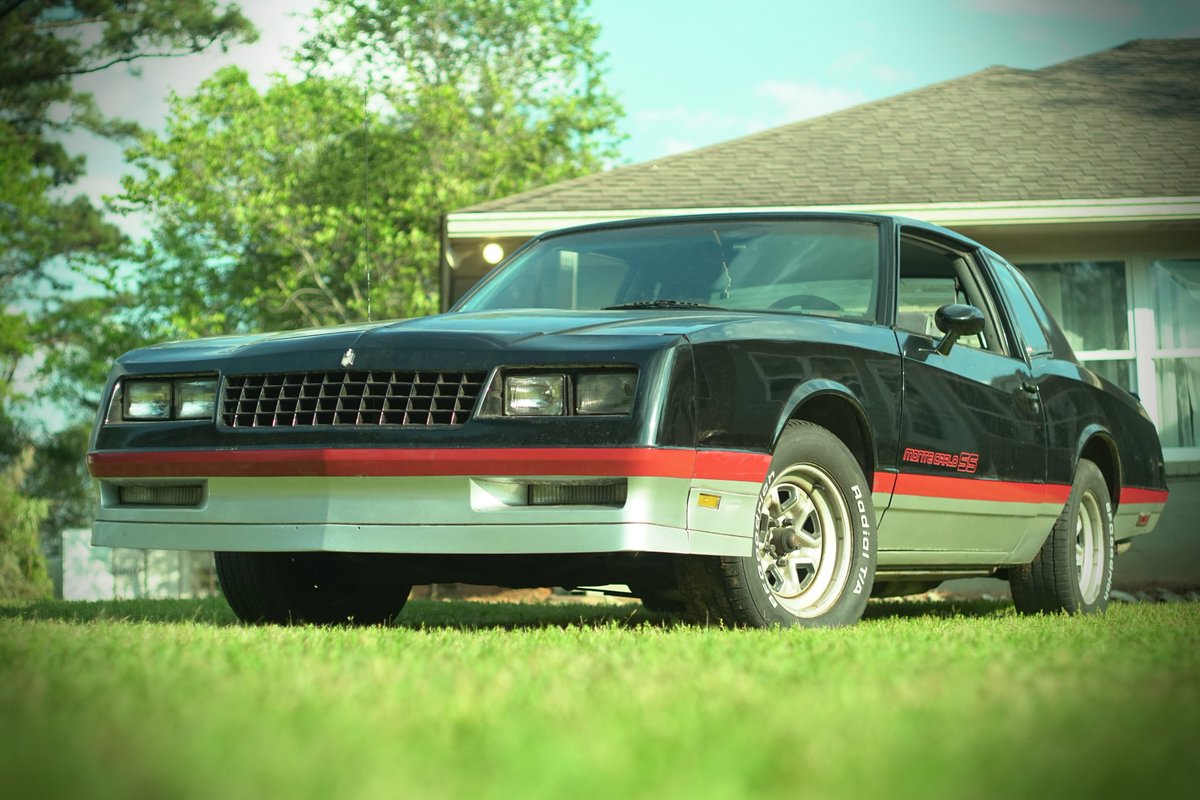Micah_Pendleton's tweet image. She needs to be washed thanks to all the pollen already, but man I love this car!

#85MCSS #smallblockchevy #americanmusclecar
