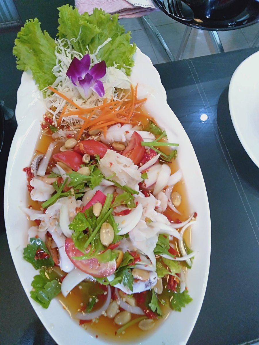 Krumay7's tweet photo. ปิดกล่องชอร์ก https://t.co/dnRPfqkdYP