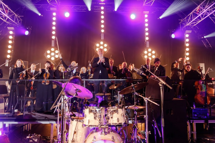 thetriptotipp's tweet photo. #TippClassical wouldn’t be what it is without the talented folks in the Irish Chamber Orchestra. Buladh bos @ICOrchestra!
(pic credit: Ciara Drennan) https://t.co/AmEjxyZuqn