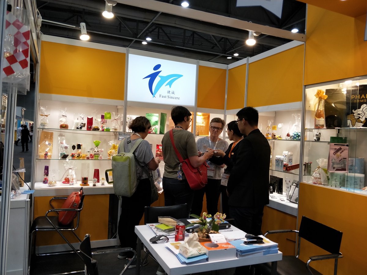FAST_SINCERE's tweet image. Fast Sincere at HONGKONG International Printing &amp;amp;Packaging Fair 2018
#packagingfair #printingfair #hongkong #fastsincere