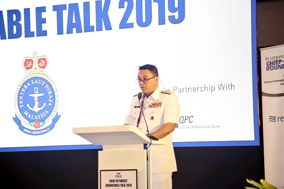 tldm_rasmi's tweet image. "It goes without saying that the Navy is capable, and is doing its part in the national development, in multiple areas of human capital, defence industry, marine resource protection and national security."
 Admiral Datuk @reza_azeranil63 at the #CNRT.
#LIMA19
#LebihHebat