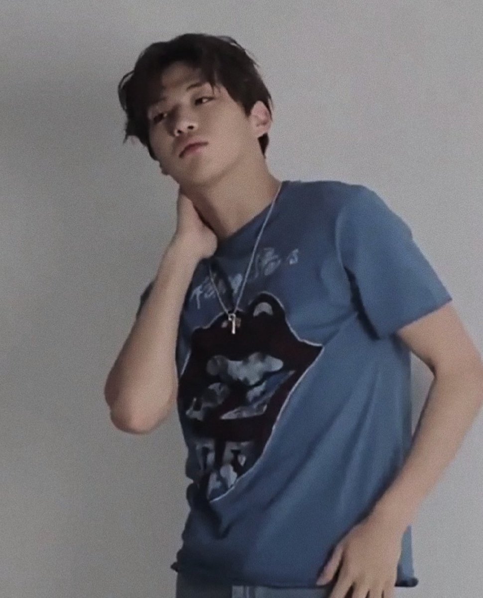 🖤 tweet media