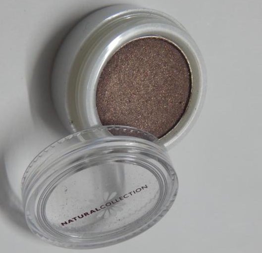 TrudinaX's tweet photo. I honestly love &amp; wear this product every◾️single◾️day. #Boots #Asteroid #eyeshadow #NaturalCollection You don’t need to spend a lot to look amazing. TrudinaX 💋 #dancer #dancemakeup #makeup #prodancer #choreographer #internationaldancer @MirrorsDanceUK https://t.co/EArRQRDZqx