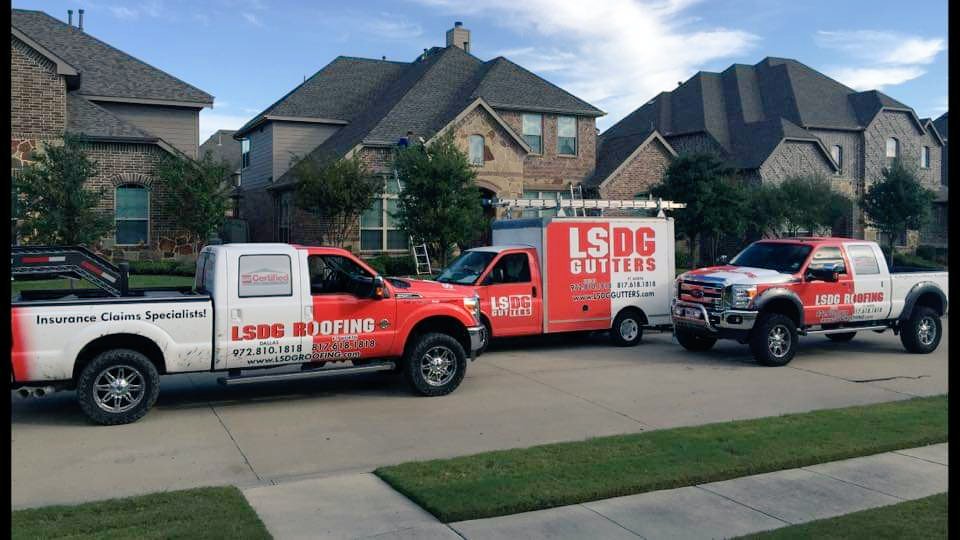 LSDGROOFING's tweet photo. Give us a call for a FREE estimate (469)450-6351 🏡 https://t.co/ILwgf1bHP5