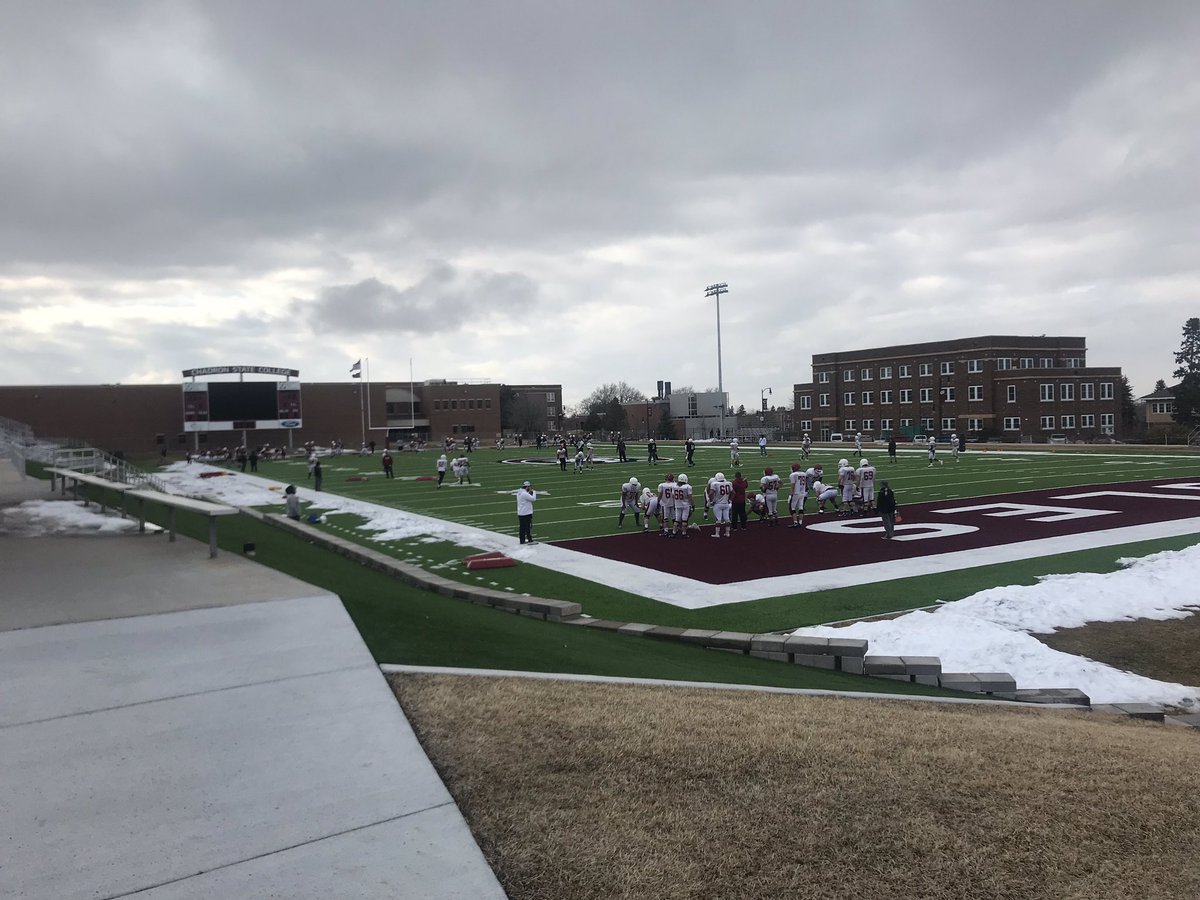 cam_reiman_71's tweet photo. Huge thanks to @LMasters8 for inviting me to a @CSCFootball spring practice today. Thanks to @CoachJayLong for the great conversation! Looking forward to a more in depth visit tomorrow! https://t.co/kMCCZWe69w