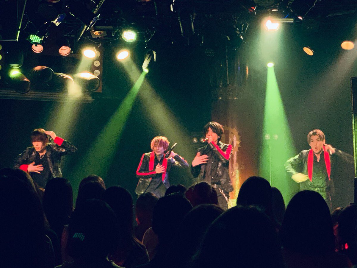 Musiclien1's tweet photo. 【FEARLESS】
FEARLESSさん。
圧巻のパフォーマンスでした。
最後の写真の時は本当にビックリしました。
MCとパフォーマンスのギャップが印象的です。
FEARLESSさんのオフショットも後日アップ致します。
#Musiclien
#FLS https://t.co/F7FsCtTfBn