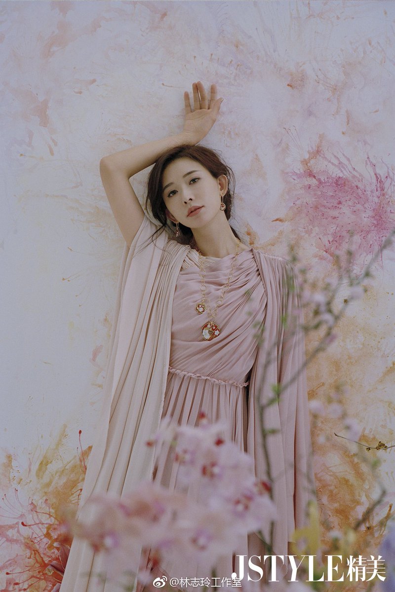 dramapotatoe's tweet photo. Lin Chiling for JSTYLE
Full shoot - https://t.co/lWY566J4s6
#林志玲 #linzhiling #linchiling https://t.co/xwEVEa5iHu