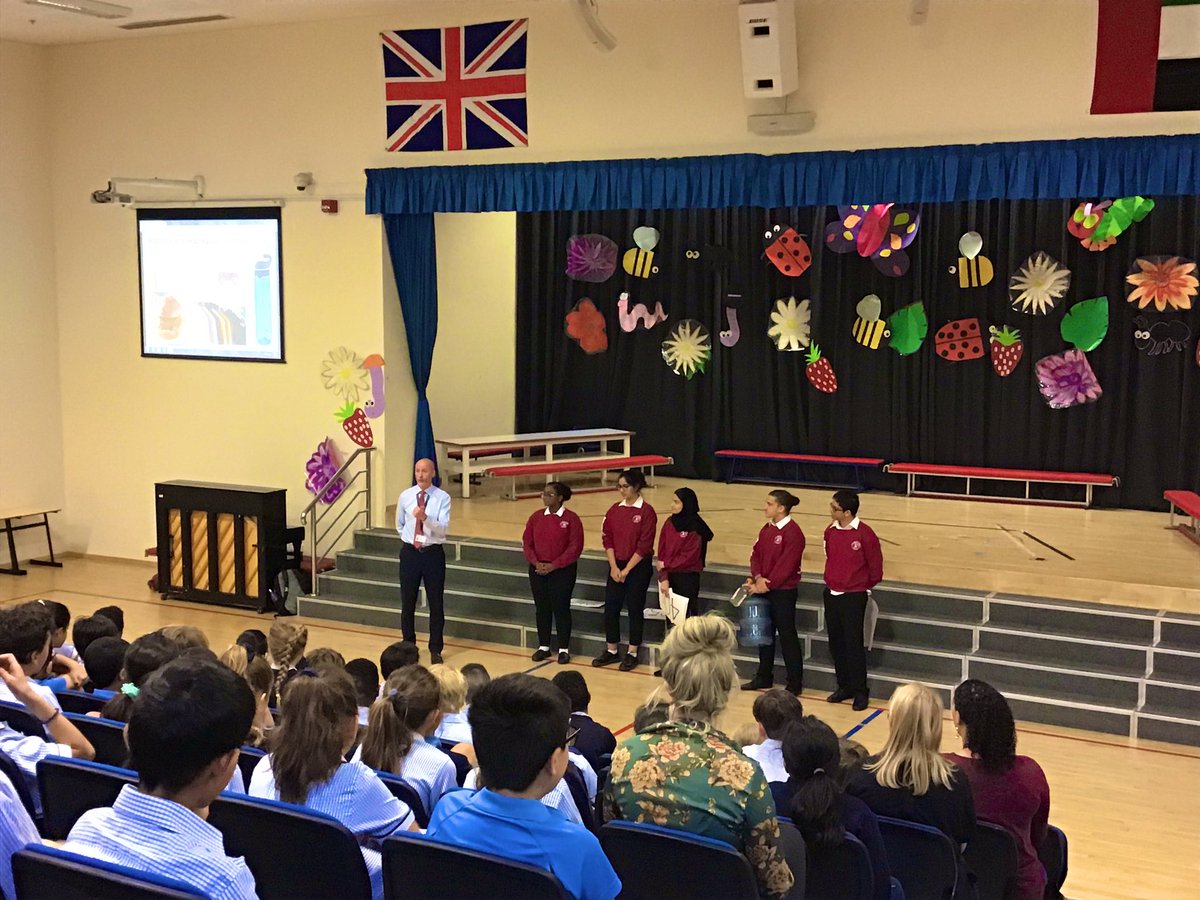 BSAKyear5's tweet photo. Thank you to the Year 12 students from @bsakgsl for coming in to talk to us about Earth Hour and how we can do our part to make a difference! #EarthDay #EarthHour  @BSAKyear4 @BSAKyear3 https://t.co/YwJvAlhoXA