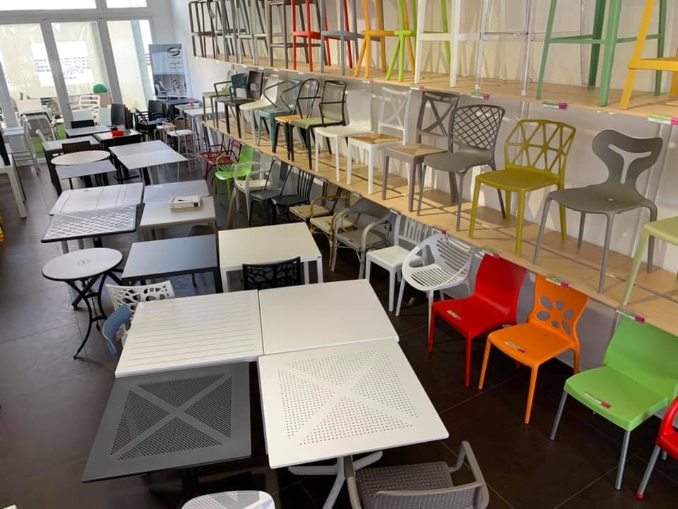 AmbientiPiu's tweet photo. #SHOWROOM DI #LECCE #RINNOVATO. Le collezioni più belle di #ArredoGiardino dai noi in #Offerta Speciale! Siamo a Lecce, in Via Leopardi 55 Vieni e lasciati incantare dal nostro showroom di 450 mq. AMBIENTI PIÙ LECCE, tel 0832522590
#26marzo #new #arredo #outdoor https://t.co/4mo7Qj9Pv2