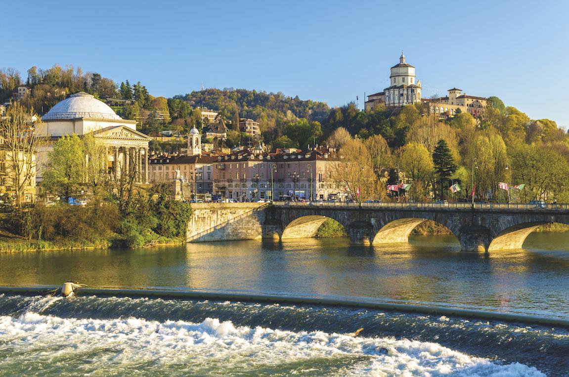 ArblasterClarke's tweet photo. 🍷#TravelTuesday🍷 Fancy a holiday next month? Join our Reserve #Piedmont tour and sample some of the best #Italian wines in the most gorgeous surroundings...

https://t.co/V8FkmWW4Xk https://t.co/BHAnJ7lUKR