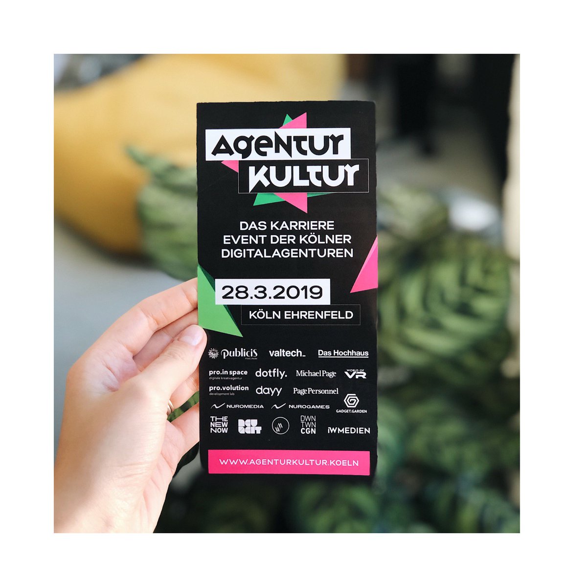 We want to meet you! 💥 Our team will be waiting for you at AgenturKultur in Cologne this Thursday starting from 17:00. Drop by to check out our latest projects and chat about your possible future at dayy 😉 See ya!
