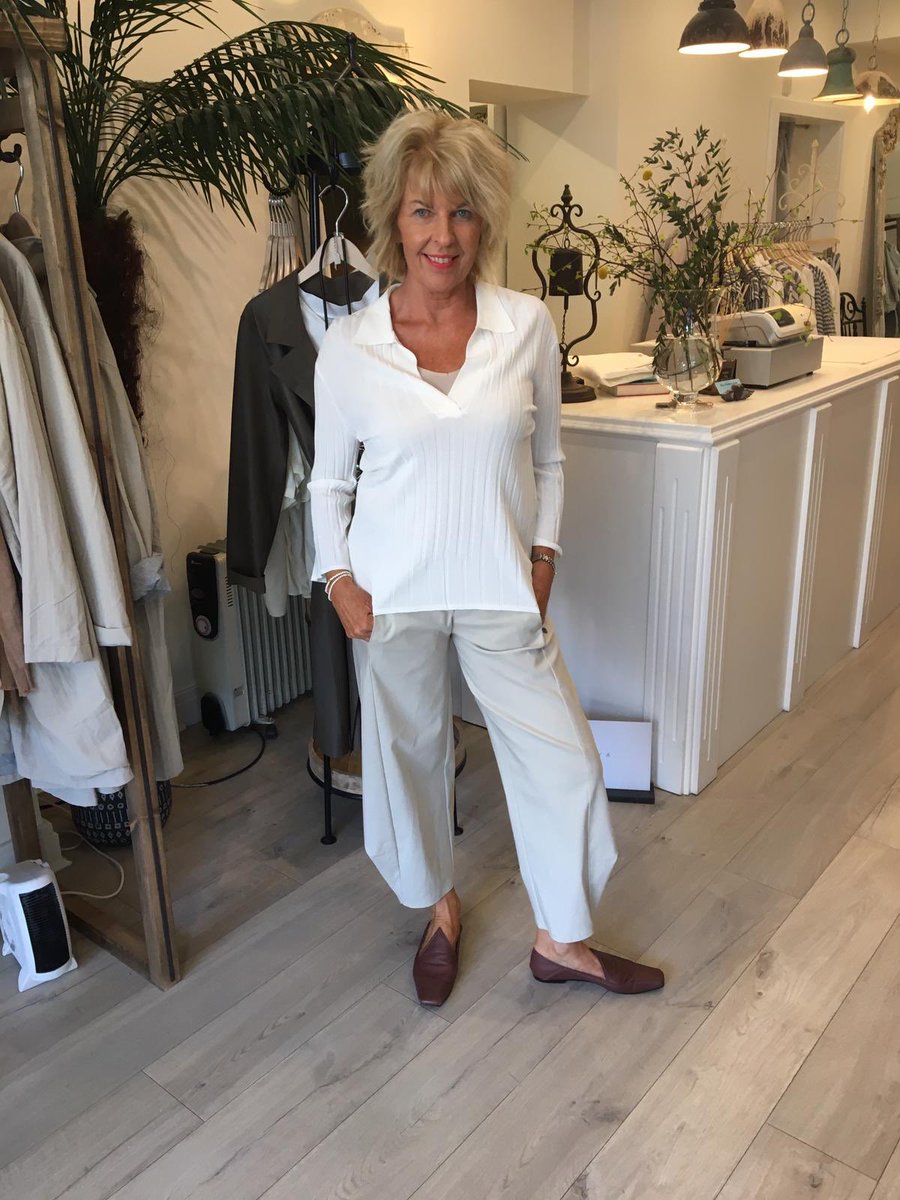 New and absolutely gorgeous SS19 stock just arrived! #lytham #lythamstannes #springsummer2019 #ss19 #boutique #boutiqueshopping #robelltrousers #robell