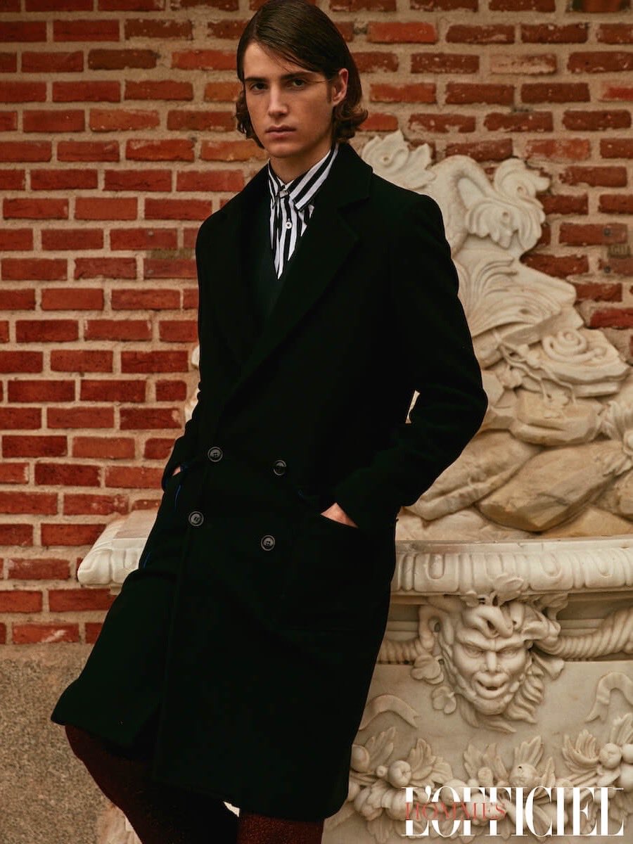 #editorial  <a href="/LOFFICIELUKR/">L'OFFICIEL UKRAINE</a> @lofficielhommesua
#coat #sempiternobrea #collection 
#shop breaofficial.com/tienda
#photo <a href="/sergeyvasiliev1/">Sergey Vasiliev</a> 
#stylist  <a href="/francsco/">francisco cesareo an</a> 
#model @rafabertocuerda 
#fw2018 #oi18 #modaespañola