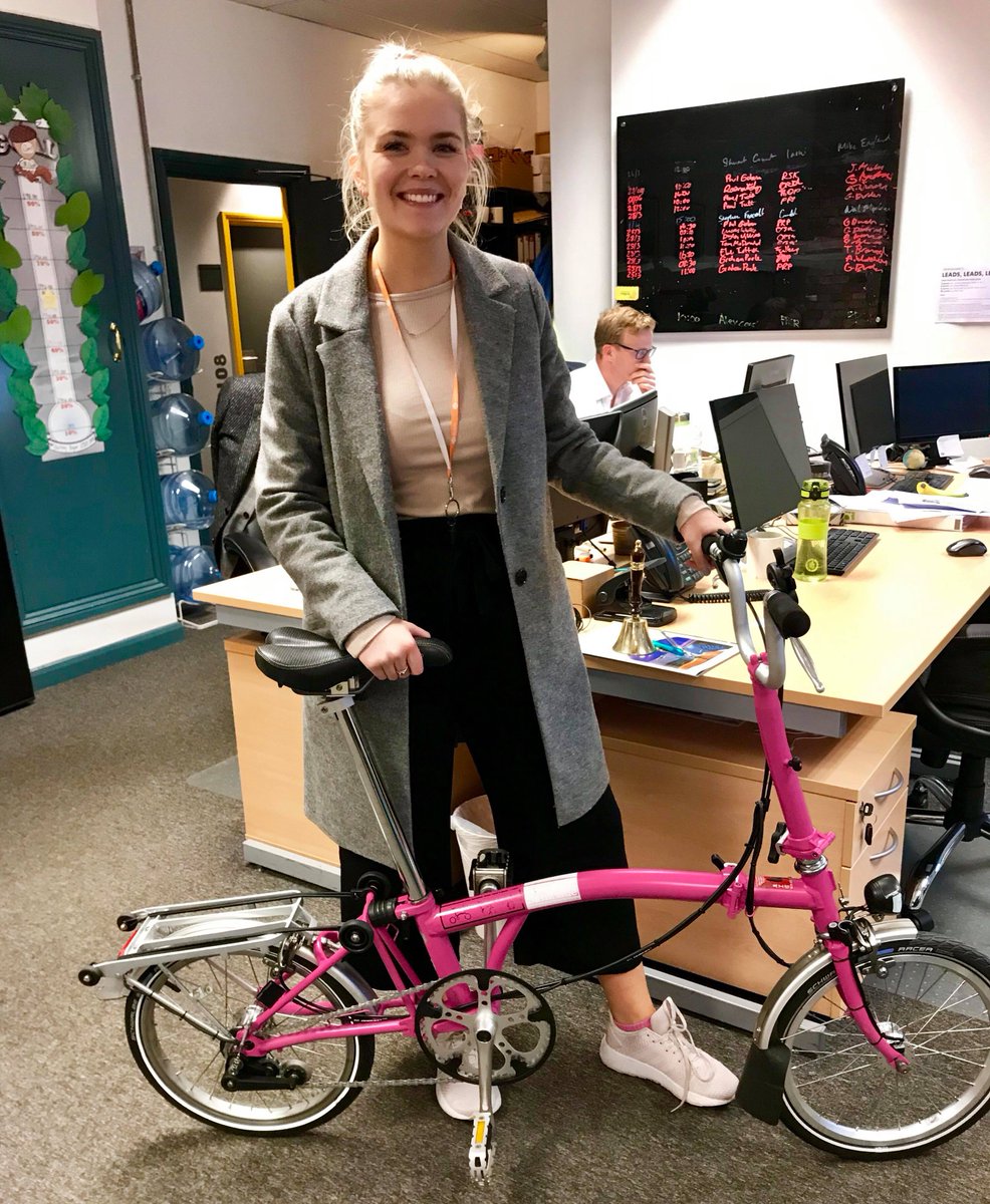MattinsonP's tweet image. Kim is ditching the Tube for #RidetoWorkWeek! Thanks @BetterBankside for the Brompton bike loan @LovetoRide_
