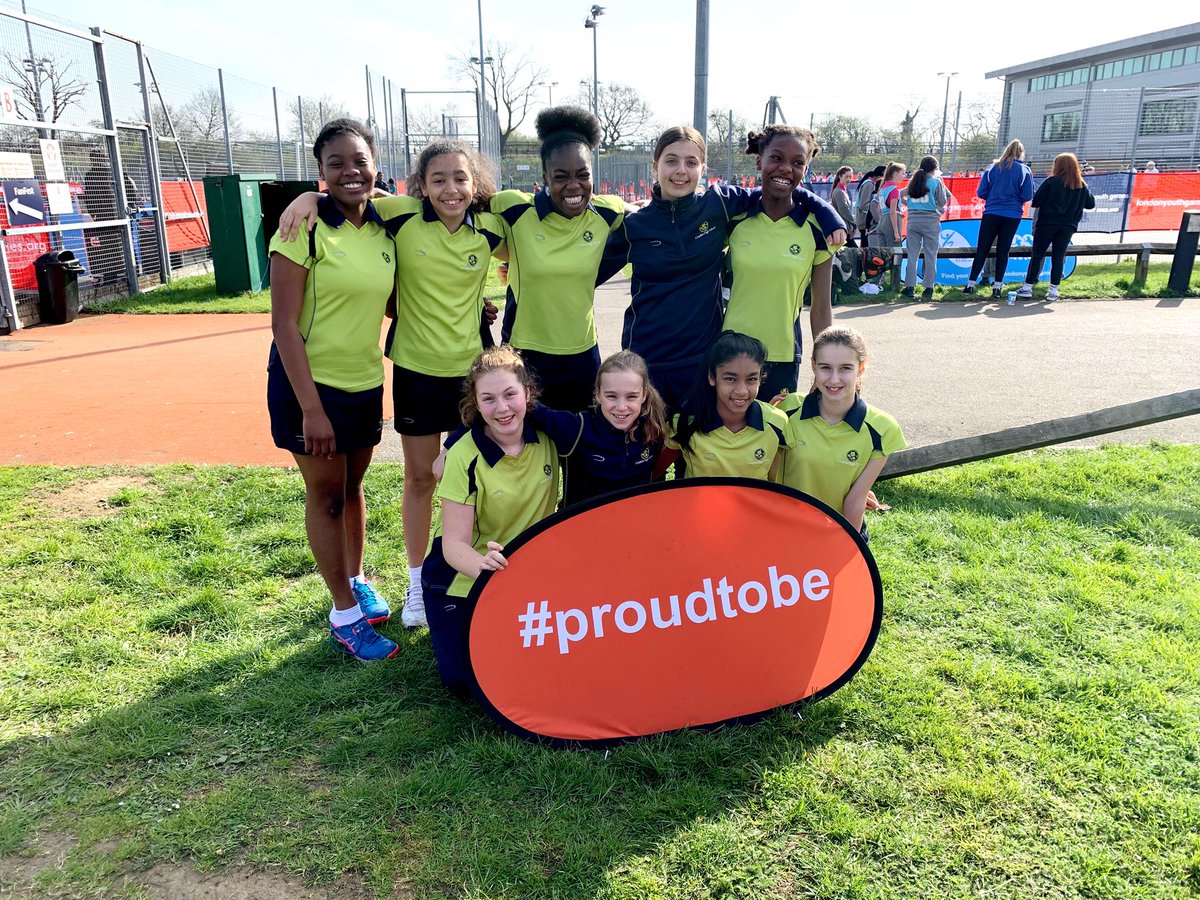 CroydonHighPE's tweet photo. Our Year 7s are ready to go...good luck today at the @LdnYouthGames netball finals! #proudtobe #chsnetball 🙌 https://t.co/G2dGXFclTO