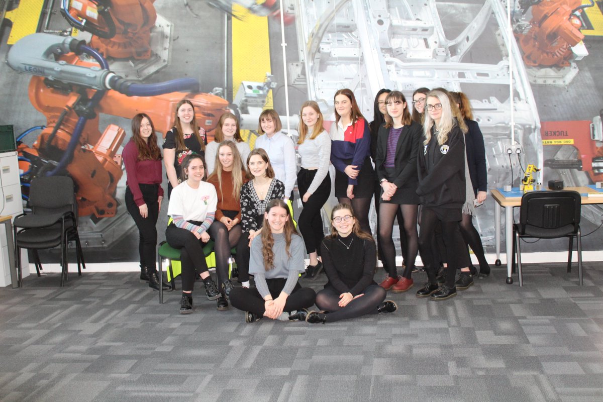 JLR_EBPC's tweet image. Lovely visit to @JLRHalewood from Wrral GS for Girls. Students have gained some great first-hand knowledge, very happy with delivery &amp;amp; information provided throughout. @JLREducation @BMetC @WirralGirls #Inspire