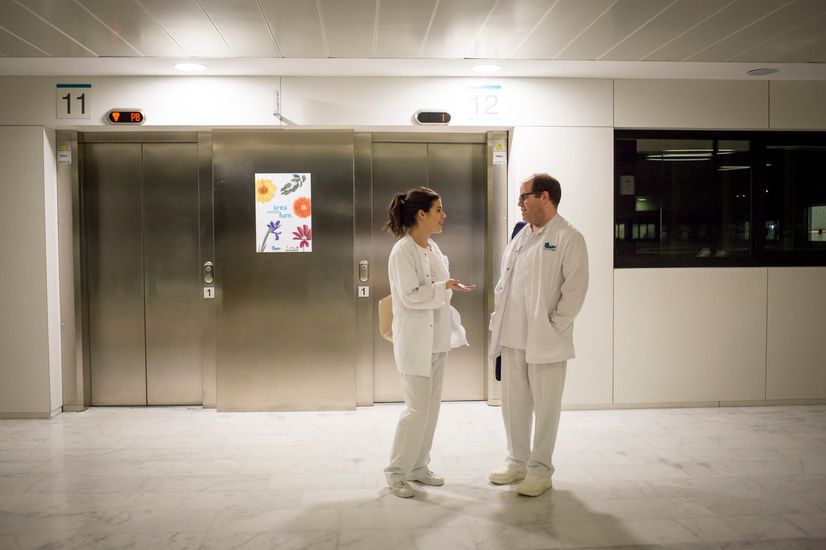 COIBarcelona's tweet photo. 👉 Si inicies la teva etapa de #resident #IIR per a l'especialitat d'Infermeria Familiar i comunitària #FiC, demà és la jornada de portes obertes a la Unitat Docent Multiprofessional d'Atenció Familiar i Comunitària #CostadePonent https://t.co/nflt3jg479 @icscat @apicsbcn https://t.co/I3UCrwxQGD