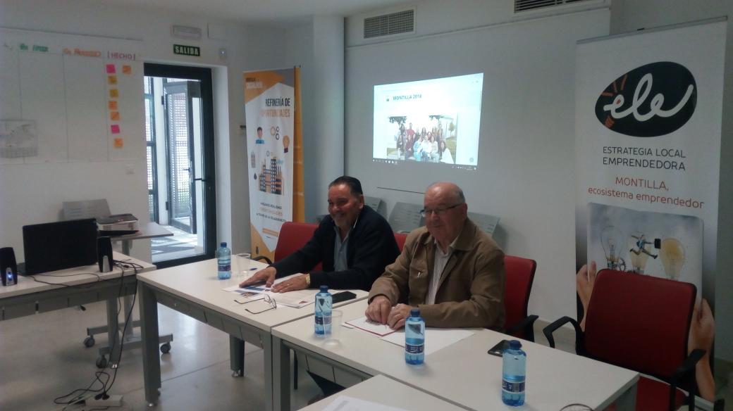 LanzaderaMonti's tweet photo. Arrancamos nuestro desayuno empresarial de @LanzaderaMonti,comenzamos con el presidente y vicepresidente de @AdemoMontilla aportándonos su gran experiencia y ofreciendo todo su apoyo. Gracias@AdemoMontilla https://t.co/GpgXDUXrdO