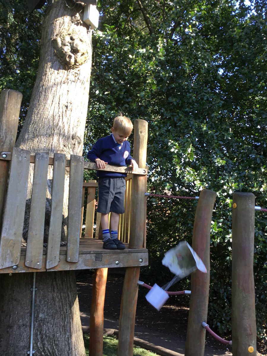 DonheadPreprep's tweet photo. PP1J had a lot of fun taking part in the Donhead Egg Drop yesterday. We spent the morning making our ‘egg capsules’ and headed to the Adventure Play to drop them from a height.....#Science #eggs #investigation https://t.co/hsRd3oYziW