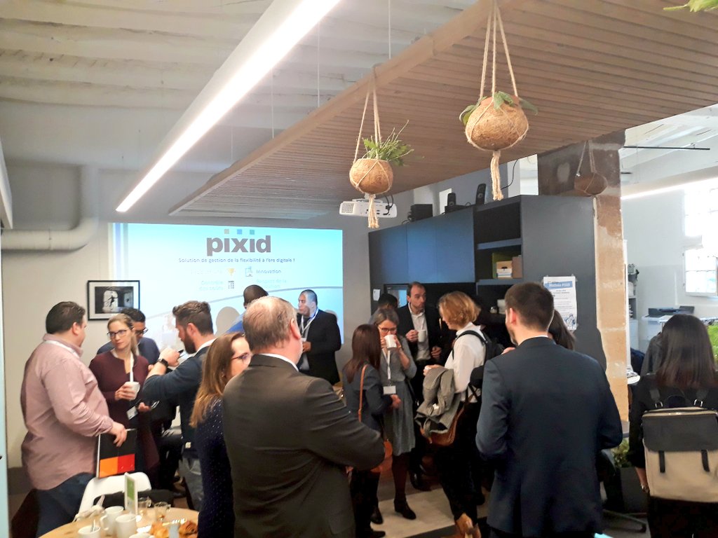 PIXID_Group's tweet photo. 🎉 Jour-J pour la 3ème #MatinéePIXID 
Une rencontre dédiée à nos clients ! 
Près de 25 entreprises présentes autour de 3 ateliers animés par nos équipes :
💡 Tout savoir sur les interfaces PIXID
💡 Piloter l'après projet
💡 Le Décisionnel (#BI)
#RH #TransfoNum #emploi https://t.co/rL1t1nnJ6r
